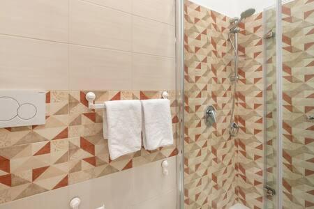 Iflat Lovely And Bright 2 Bed Flat Near Termini 罗马 外观 照片